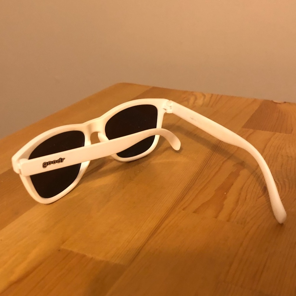 Matte white sunglasses 🕶